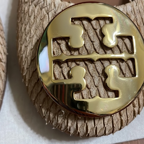 TORY BURCH Reva beige snake texture leather gold logo ballet flats - Picture 7 of 7